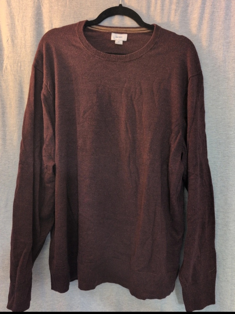 Old Navy Men's Burgundy Crewneck Sweater